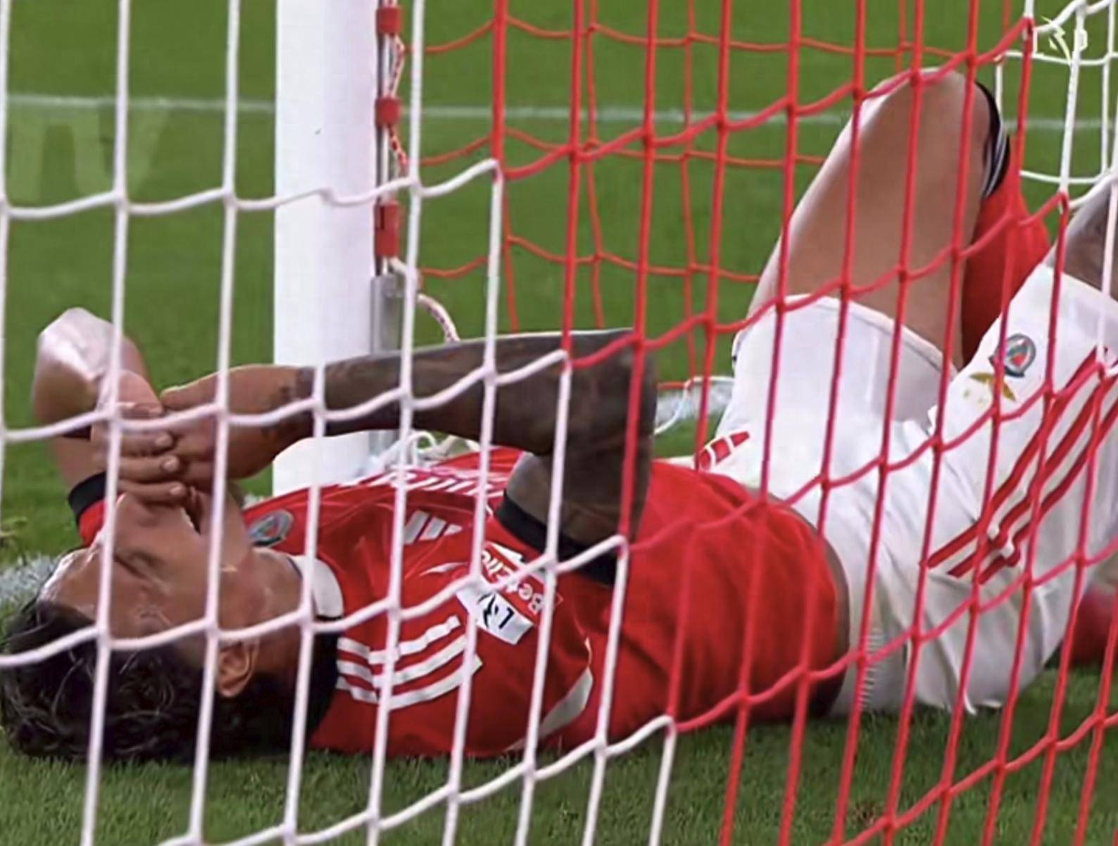 今晚体能课后，本菲卡止住颓势备战德国杯，管理层满意，轮换策略成焦点(电脑一直卡在配置更新怎么办)-九游体育app